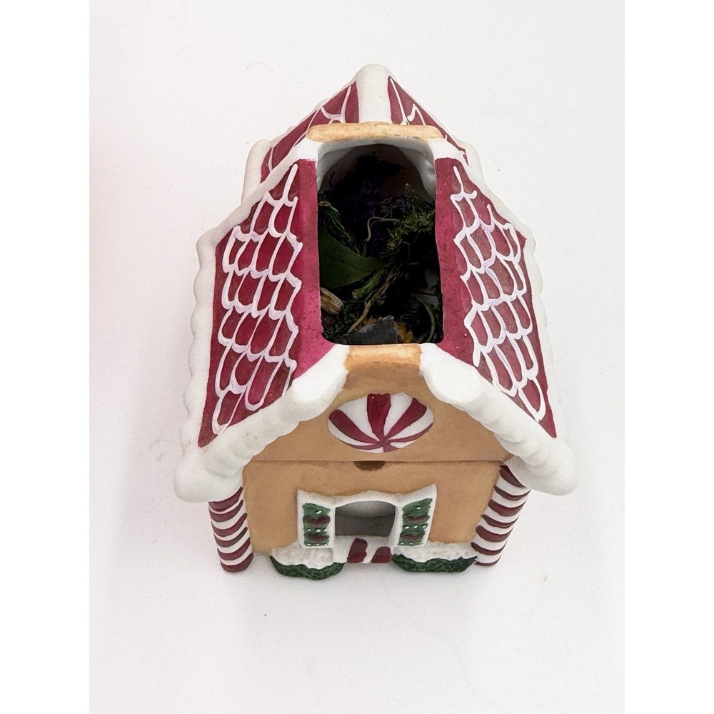 Vintage Handpainted Porcelain Gingerbread Church Scenter Candle - Picture 8 of 13